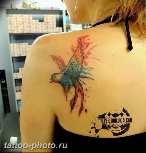 рисунка тату воробей 03.12.2018 №117 - photo tattoo sparrow - tattoo-photo.ru